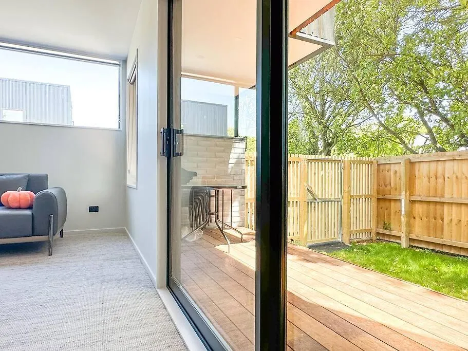 Brand New 3Br Home Opposite To Uc Κράισττσερτς Σπίτι διακοπών